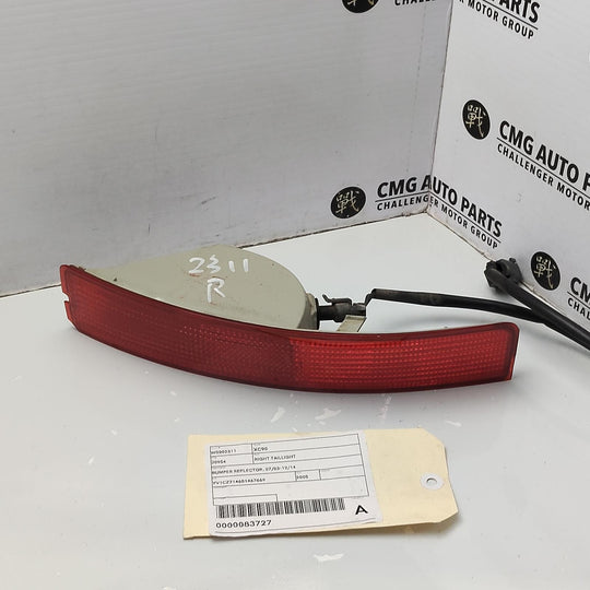 VOLVO XC90 RIGHT TAILLIGHT BUMPER REFLECTOR, 07/03-12/14 03 04 05 06 07 08 09 10