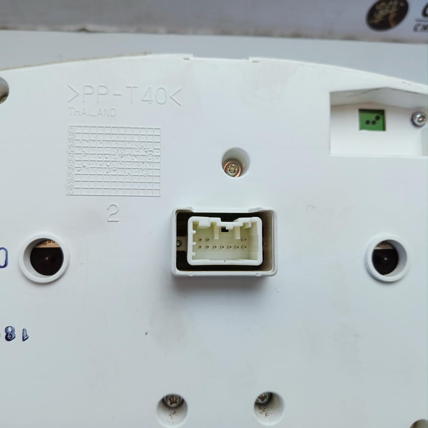 VOLVO XC90 INSTRUMENT CLUSTER P/N 3068.2273, 07/03-12/14 