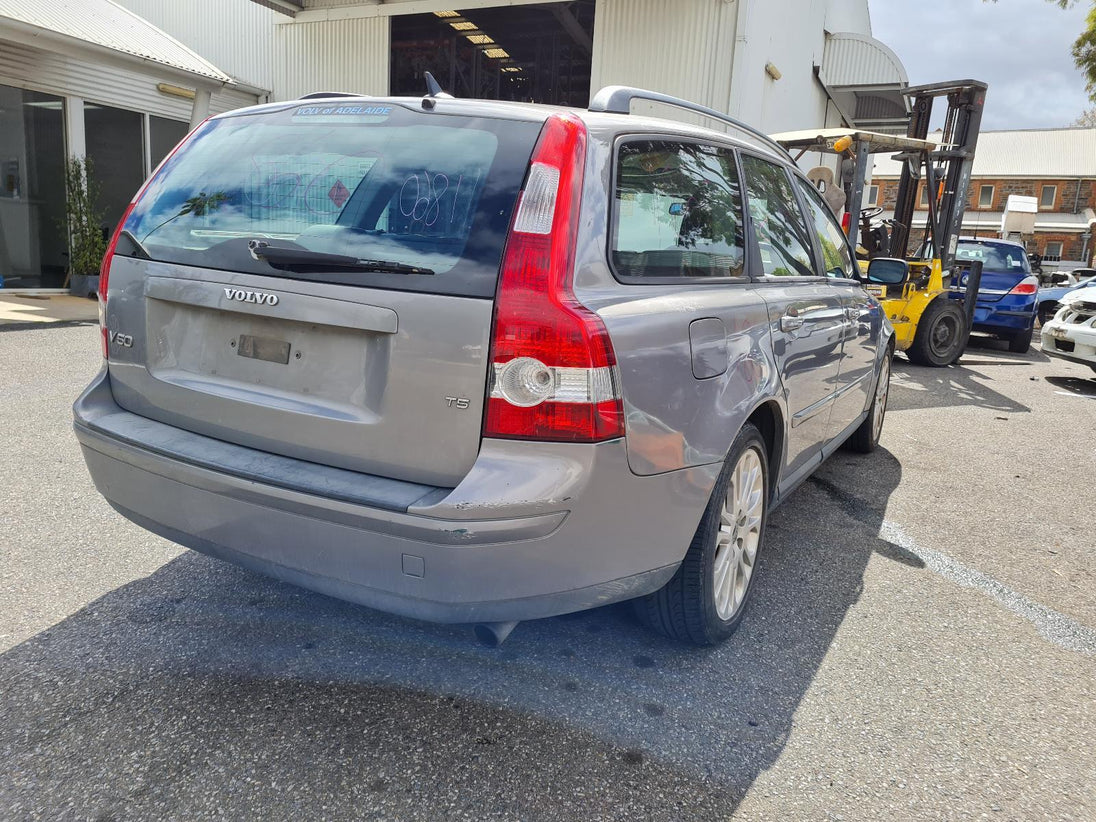 VOLVO V50  AM FM RADIO TUNER 30732565-1 03/04-08/12 04 05 06 07 08 09 10 11 12