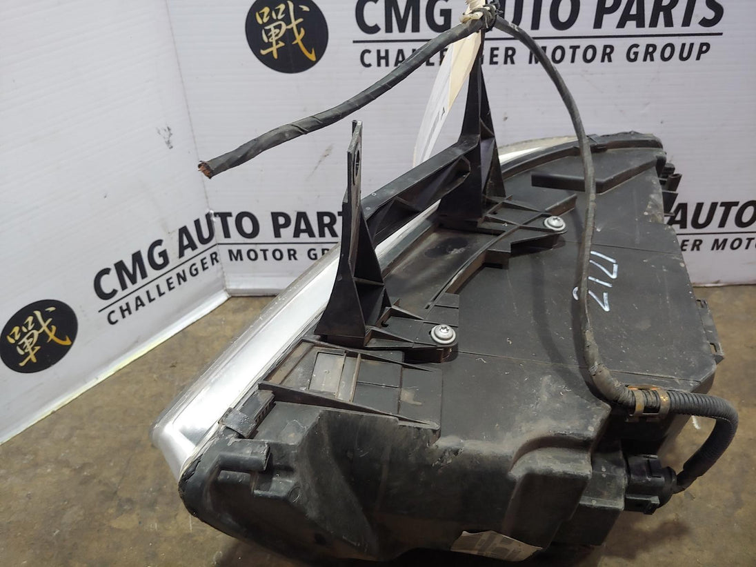 VOLKSWAGEN TRANSPORTER LEFT HEADLAMP T5, TRANSPORTER/KOMBI, 08/04-10/10 04 05 06