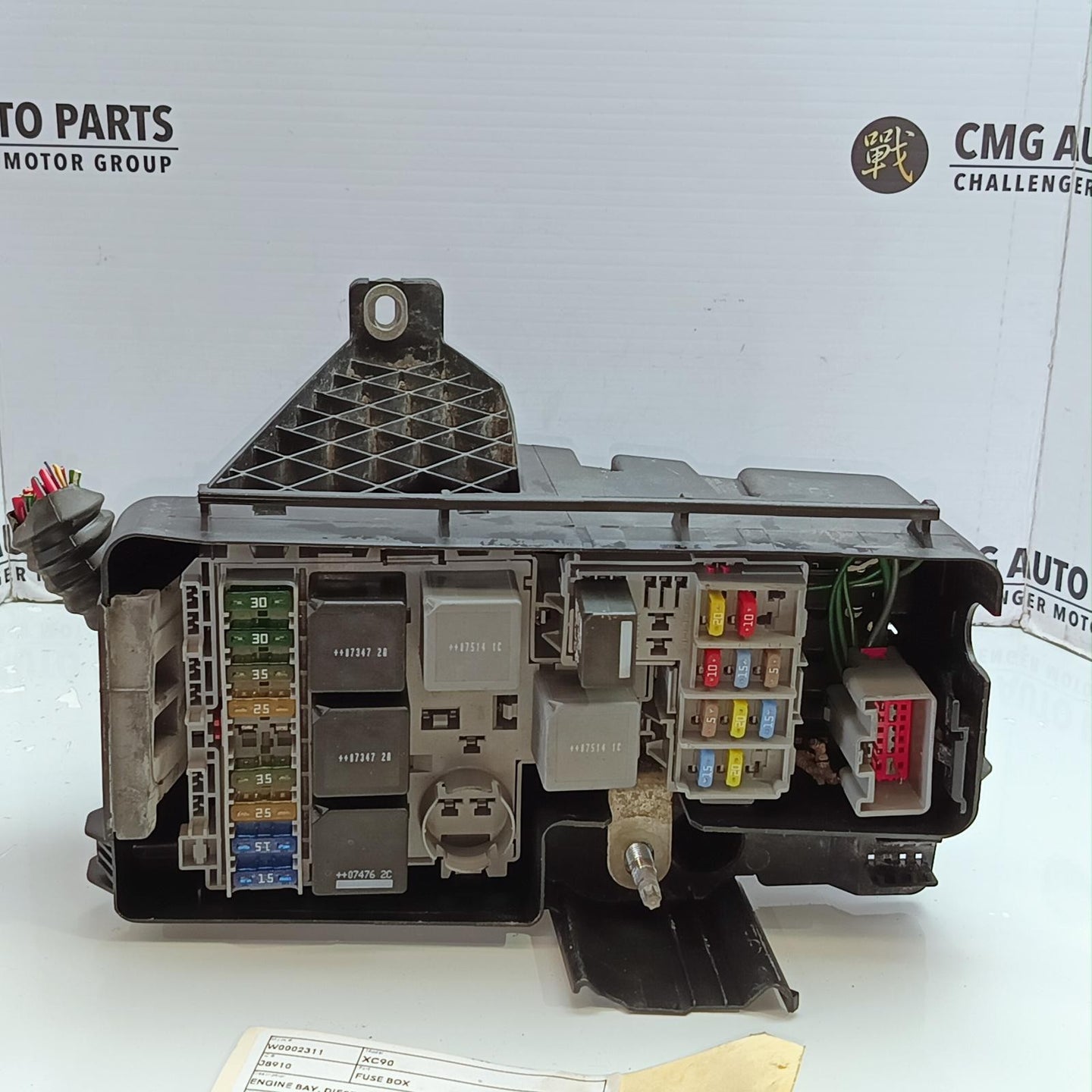 VOLVO XC90 FUSE BOX ENGINE BAY, DIESEL, 2.4, D5244T4,30786646, VIN YV1C*71