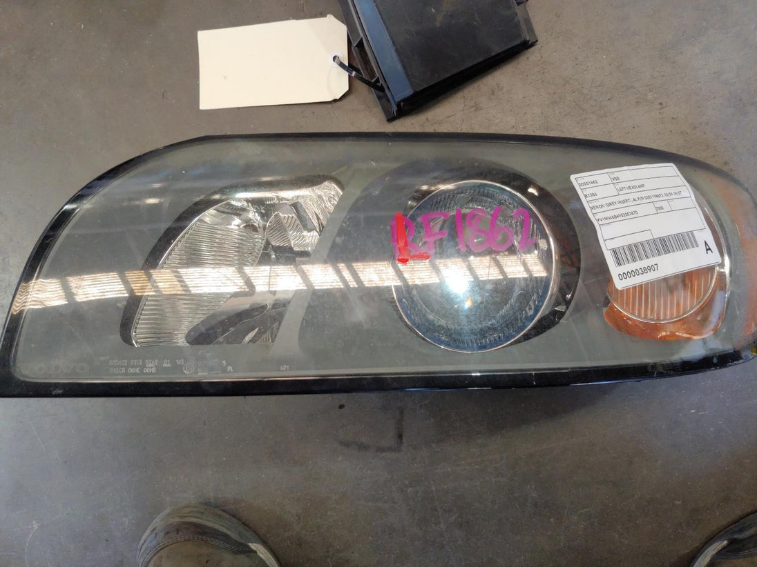 VOLVO V50 LEFT HEADLAMP XENON (GREY INSERT), AL P/N 0301198673, 03/04-09/07 04 0