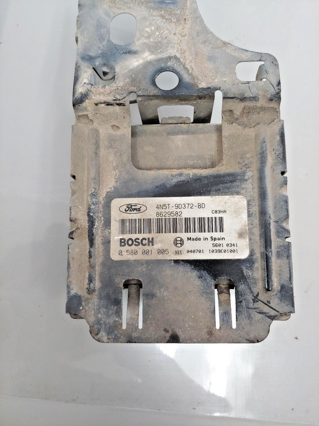 VOLVO V50 FUEL PUMP CONTROLLER 0580001005 03/04-08/12 04 05 06 07 08 09 10 11 12