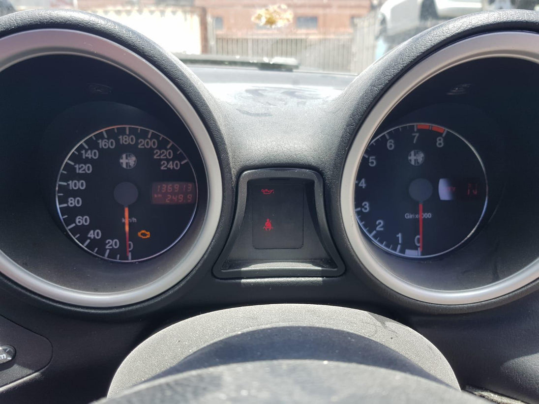 ALFA ROMEO 156 INSTRUMENT CLUSTER 4CYL, AUTO T/M TYPE, TACHO/SPEEDO, 02/99-05/06