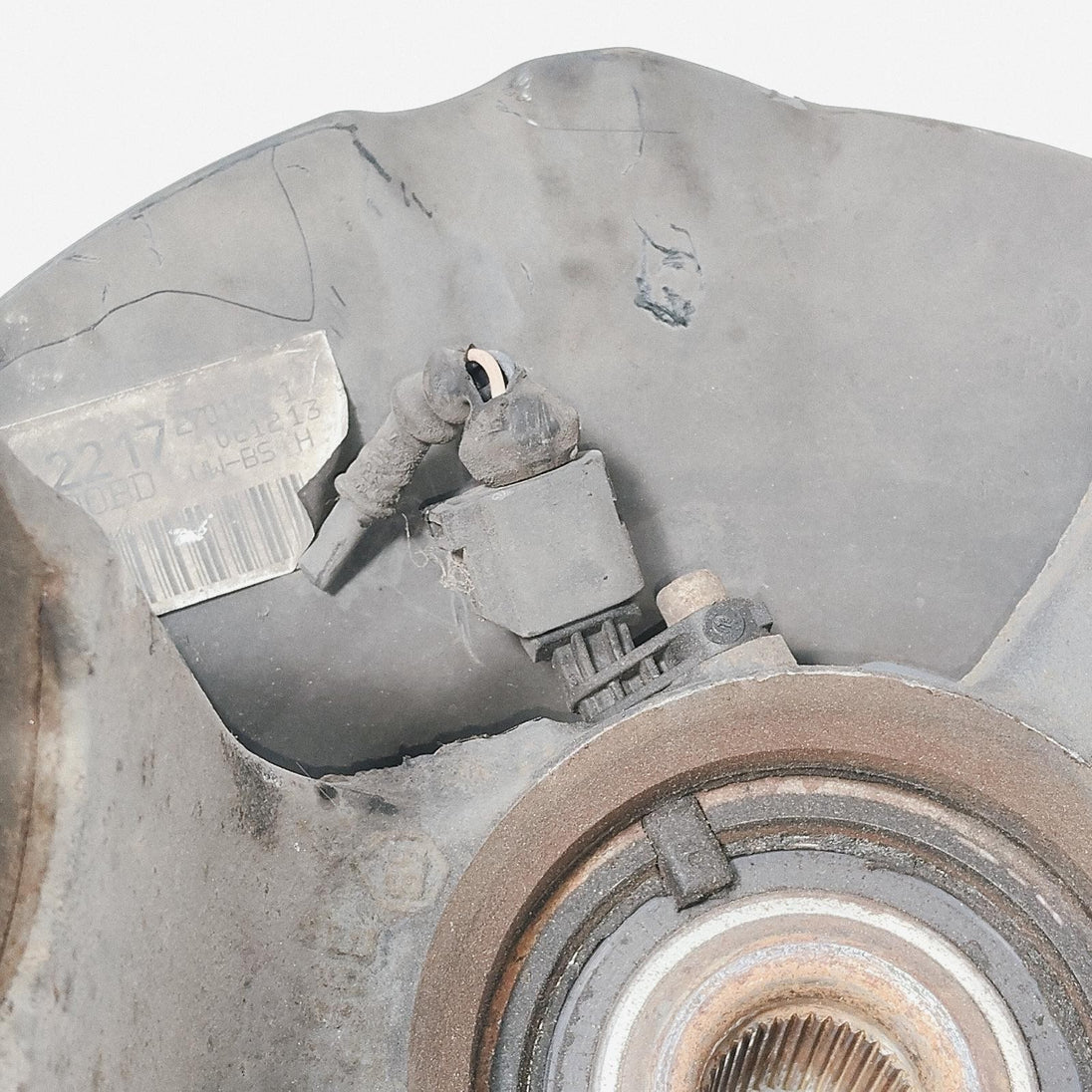 VOLKSWAGEN TRANSPORTER RIGHT FRONT HUB ASSEMBLY T5, 08/04-02/10 04 05 06 07 08 0