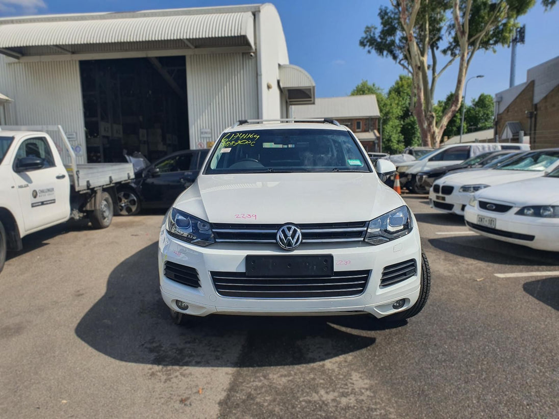 VOLKSWAGEN TOUAREG STEREO/HEAD UNIT, 7P6035190B, 7P, 12/10-04/18 10 11 12 1