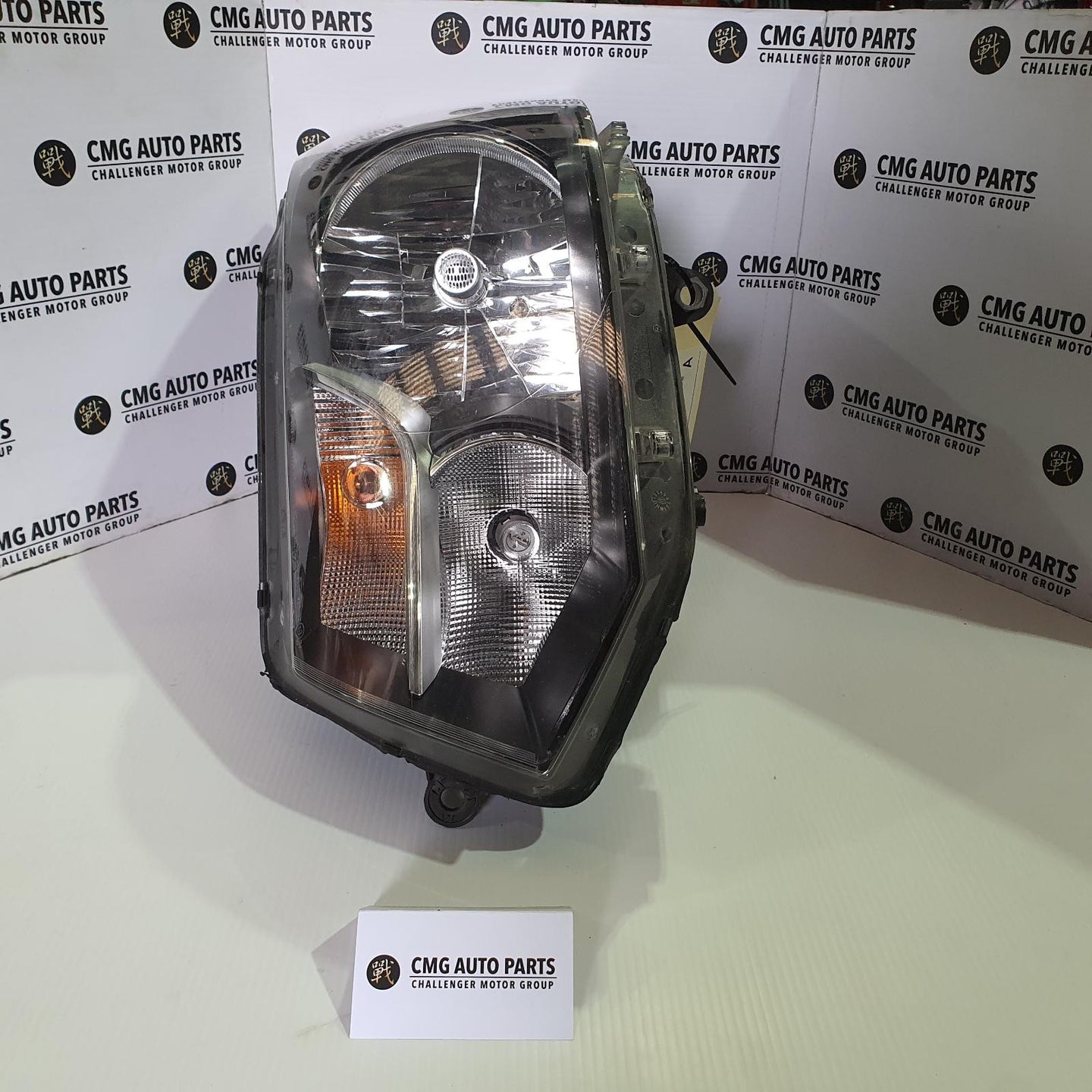 VOLKSWAGEN TRANSPORTER LEFT HEADLAMP T5, TRANSPORTER, 10/10-06/15 10 11 12 13 14