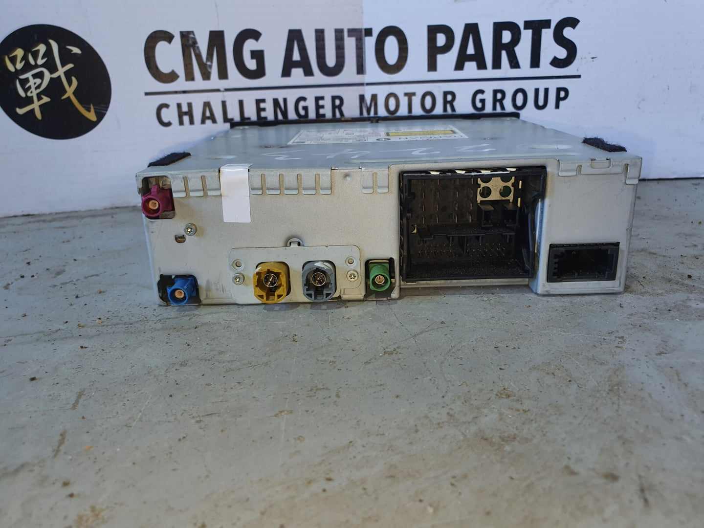 VOLKSWAGEN TOUAREG STEREO/HEAD UNIT HEAD UNIT, MULTIMEDIA  (GLOVE BOX ONE