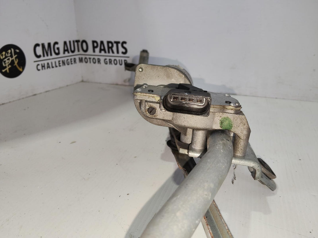 VOLKSWAGEN TRANSPORTER WIPER MOTOR BARN DOOR (LH SIDE)P/N 7E955113B 08/04-06/15 