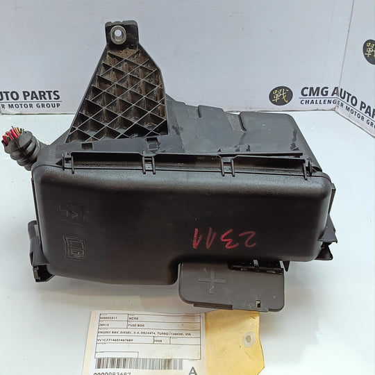 VOLVO XC90 FUSE BOX ENGINE BAY, DIESEL, 2.4, D5244T4,30786646, VIN YV1C*71