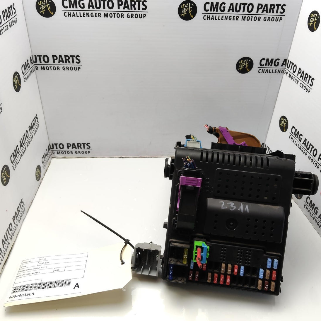 VOLVO XC90 FUSE BOX UNDER DASH, 30786890 ,07/03-12/14 