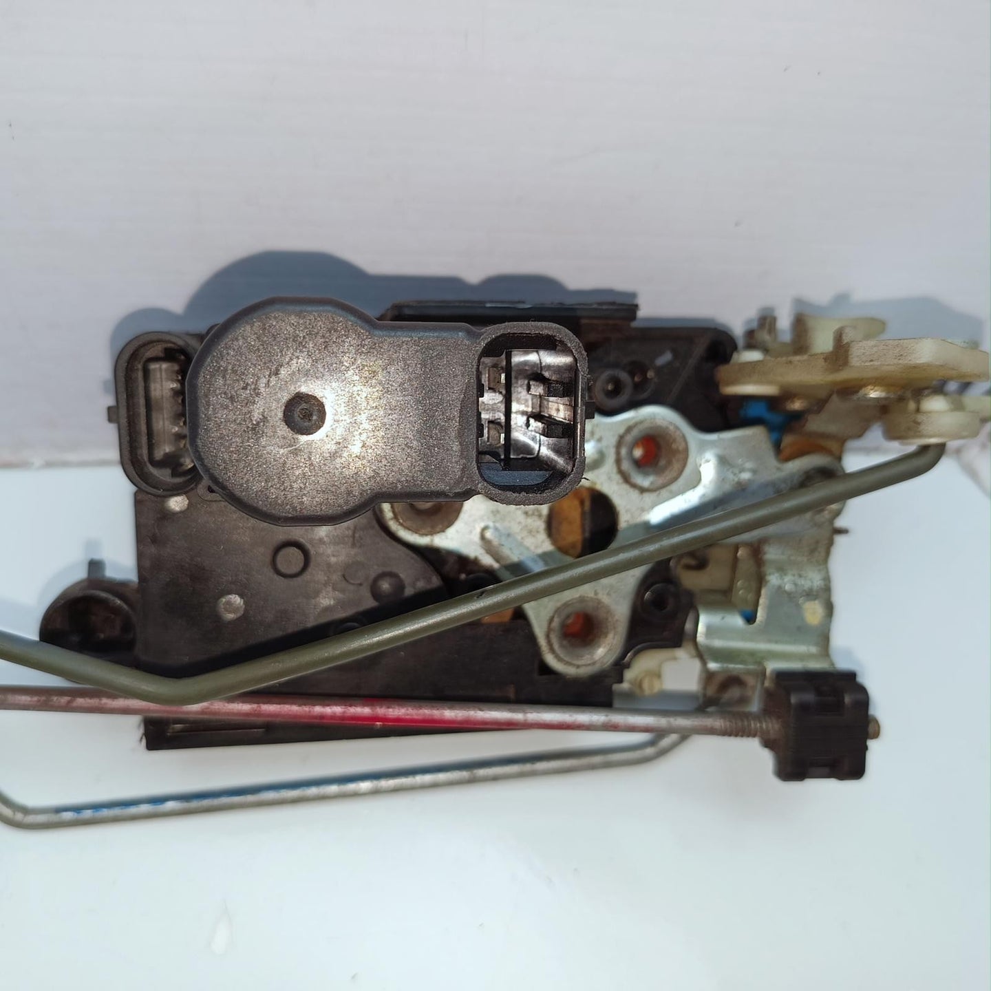 ALFA ROMEO 156 LOCK MECHANISM RIGHT FRONT DOOR LOCK, 02/99-05/06 99 00 01 02 03 