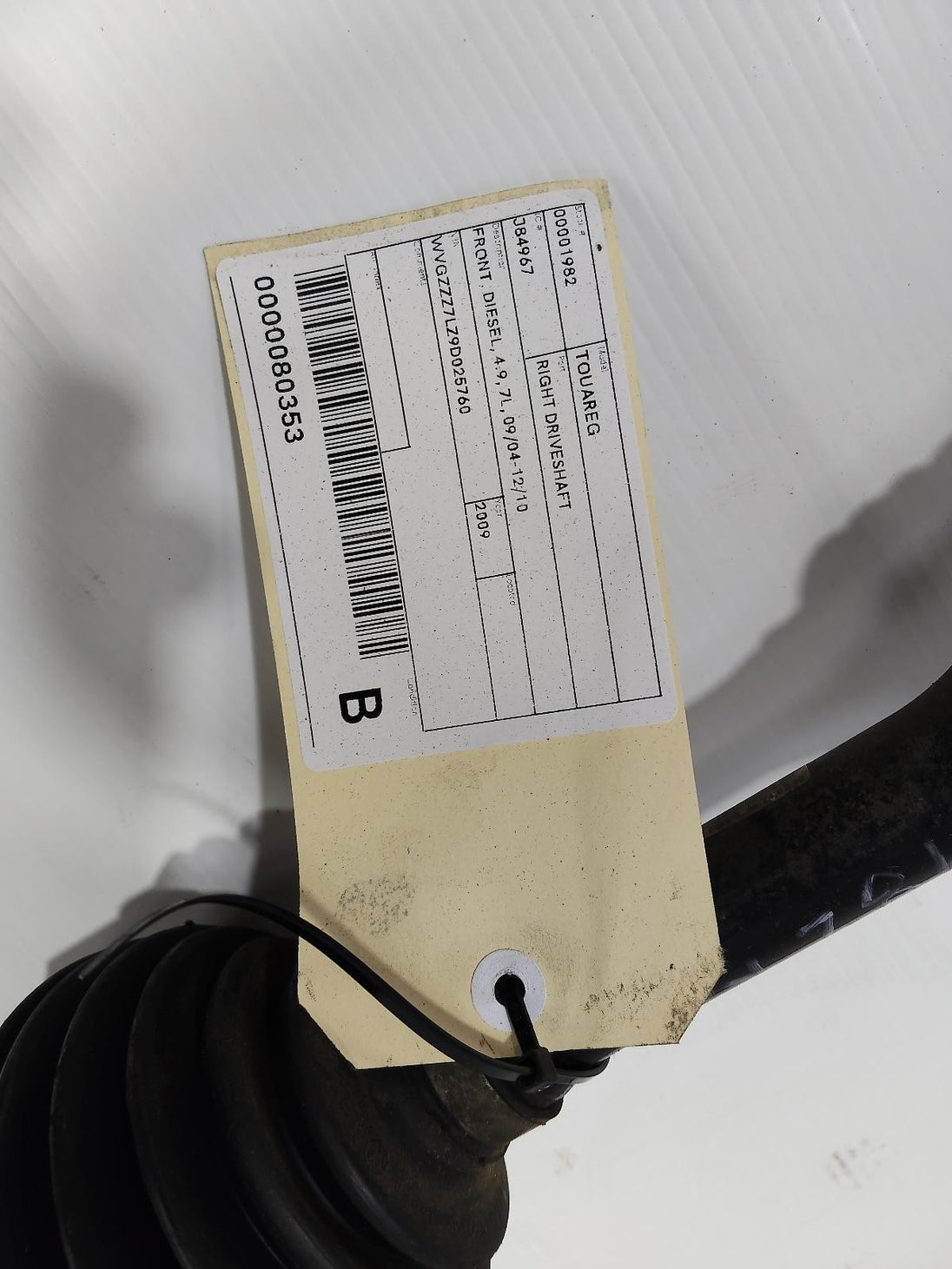 VOLKSWAGEN TOUAREG RIGHT DRIVESHAFT FRONT, DIESEL, 4.9, 7L, 09/04-12/10 04 05 06