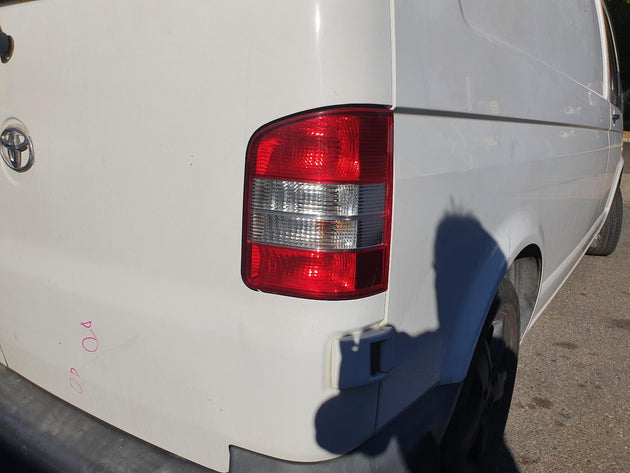 VOLKSWAGEN TRANSPORTER RIGHT TAILLIGHT T5, TRANSPORTER, VAN, BARN DOOR, 09/09-06