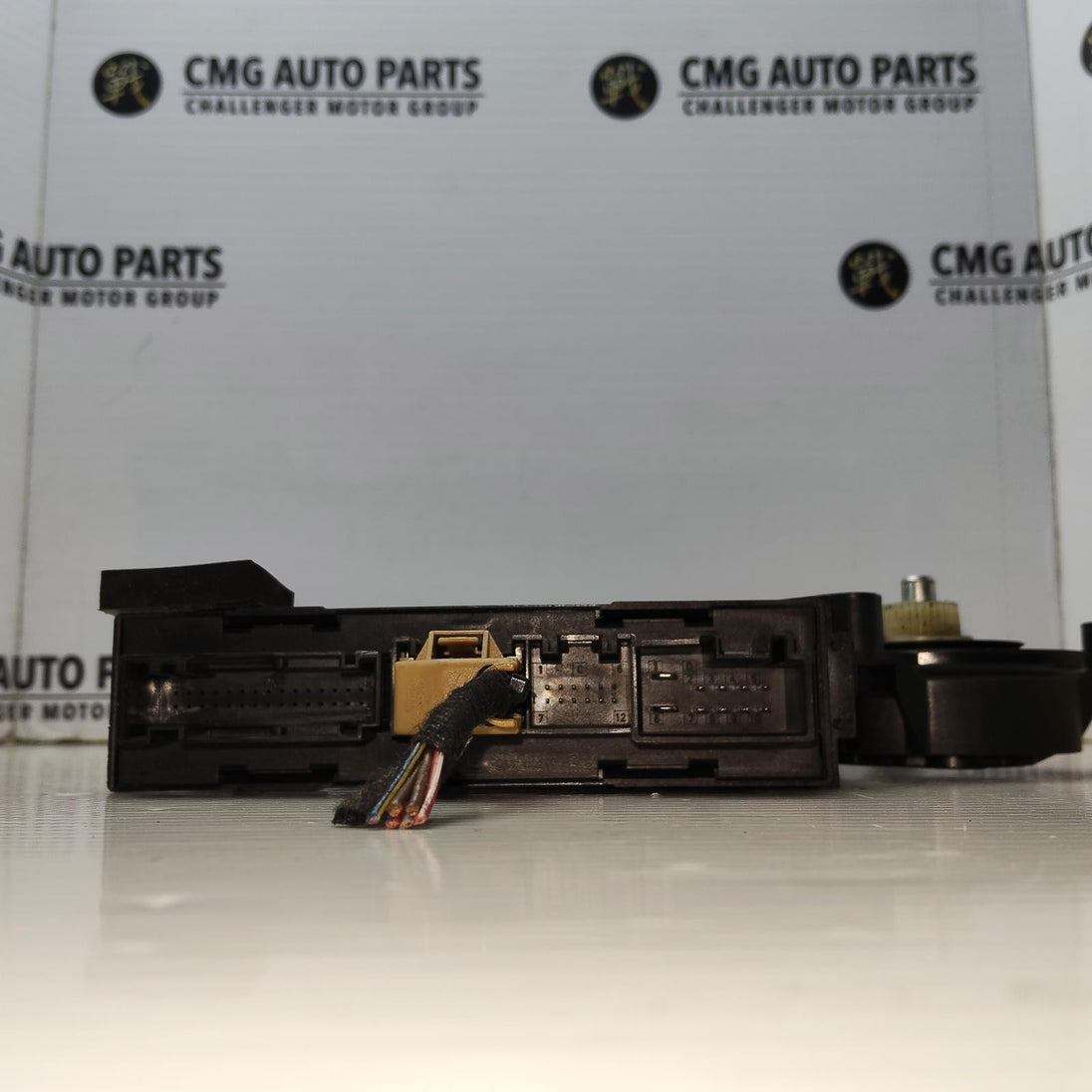 VOLKSWAGEN TOUAREG RIGHT REAR WND REG/MOTOR 7L, PN 3D0959794F 09/03-12/10 