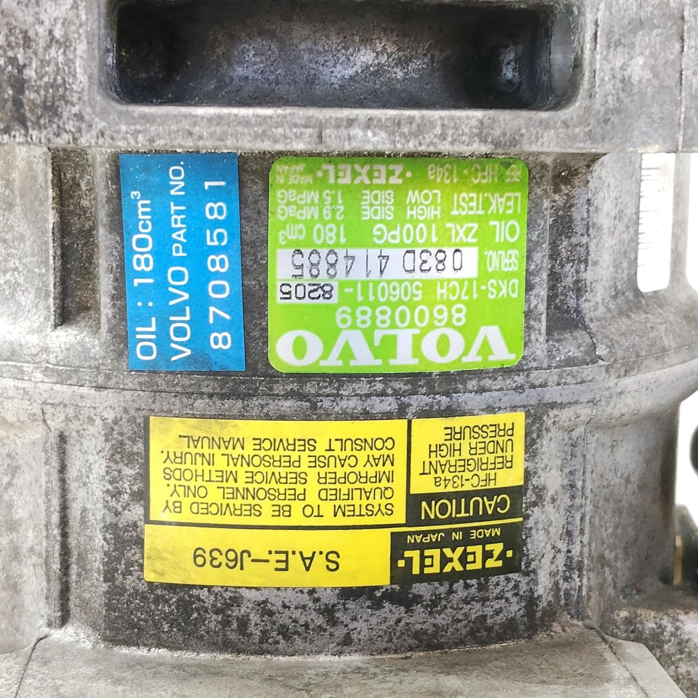 VOLVO S70/V70/C70 A/C COMPRESSOR CHASS -046785,8708581, 03/00-12/0