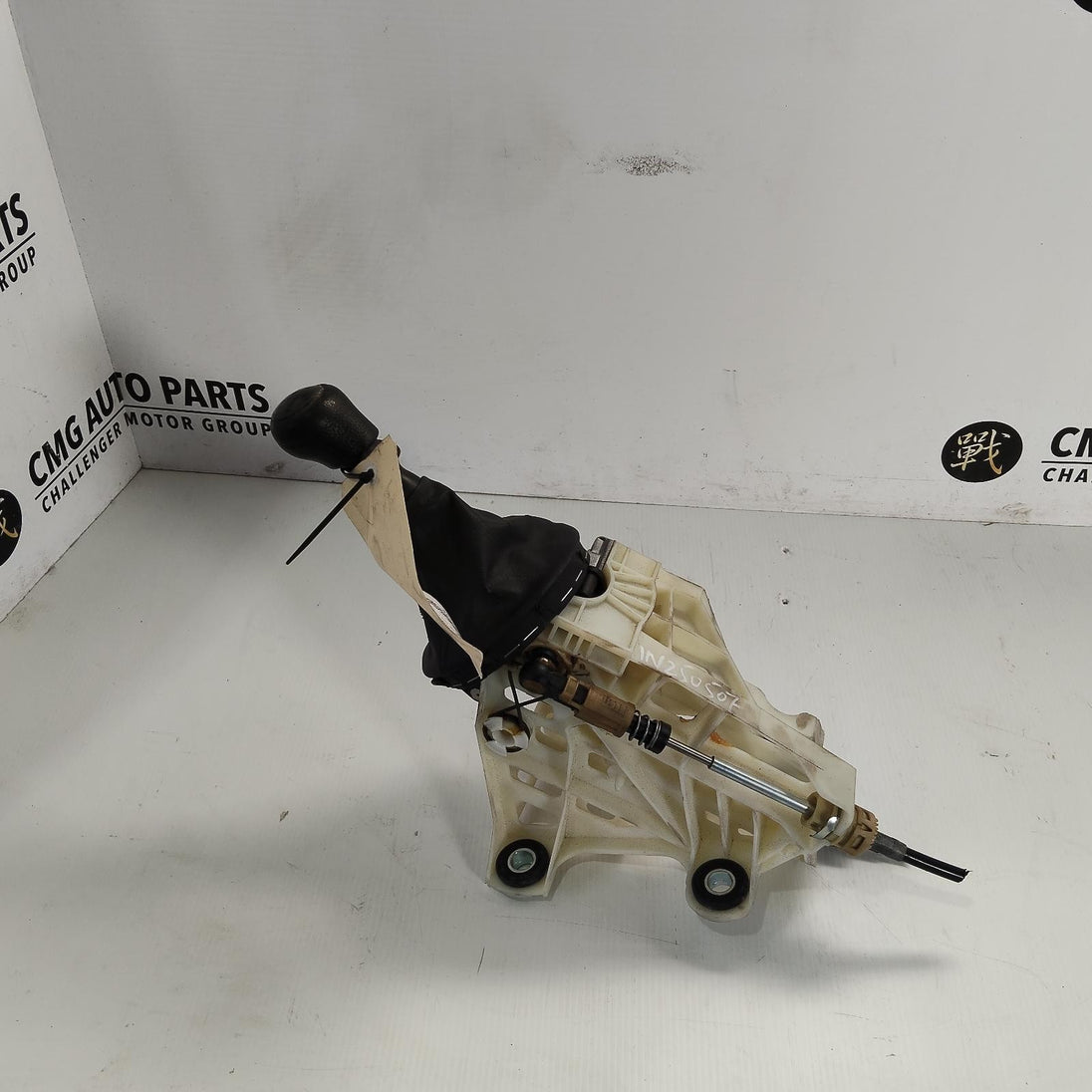 VOLKSWAGEN TRANSPORTER GEAR STICK/SHIFTER MANUAL T/M, T5, 03/10-06/15 10 11 12 1