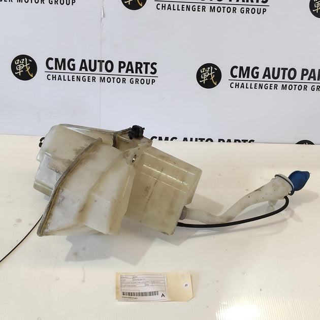 VOLVO XC90 WASHER BOTTLE NON H/LAMP WASHER TYPE, VIN 067610-, 07/03-12/14 03 04 