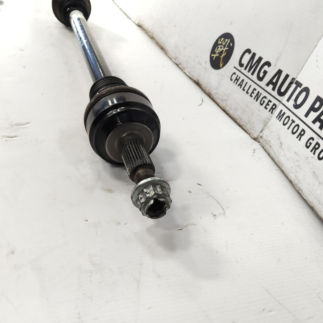 VOLKSWAGEN TOUAREG RIGHT DRIVESHAFT REAR, 7P, 12/10-04/18 10 11 12 13 14 15 16 1